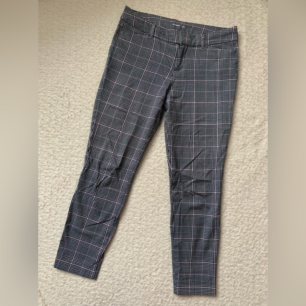 Old Navy Plaid Pixie Pants